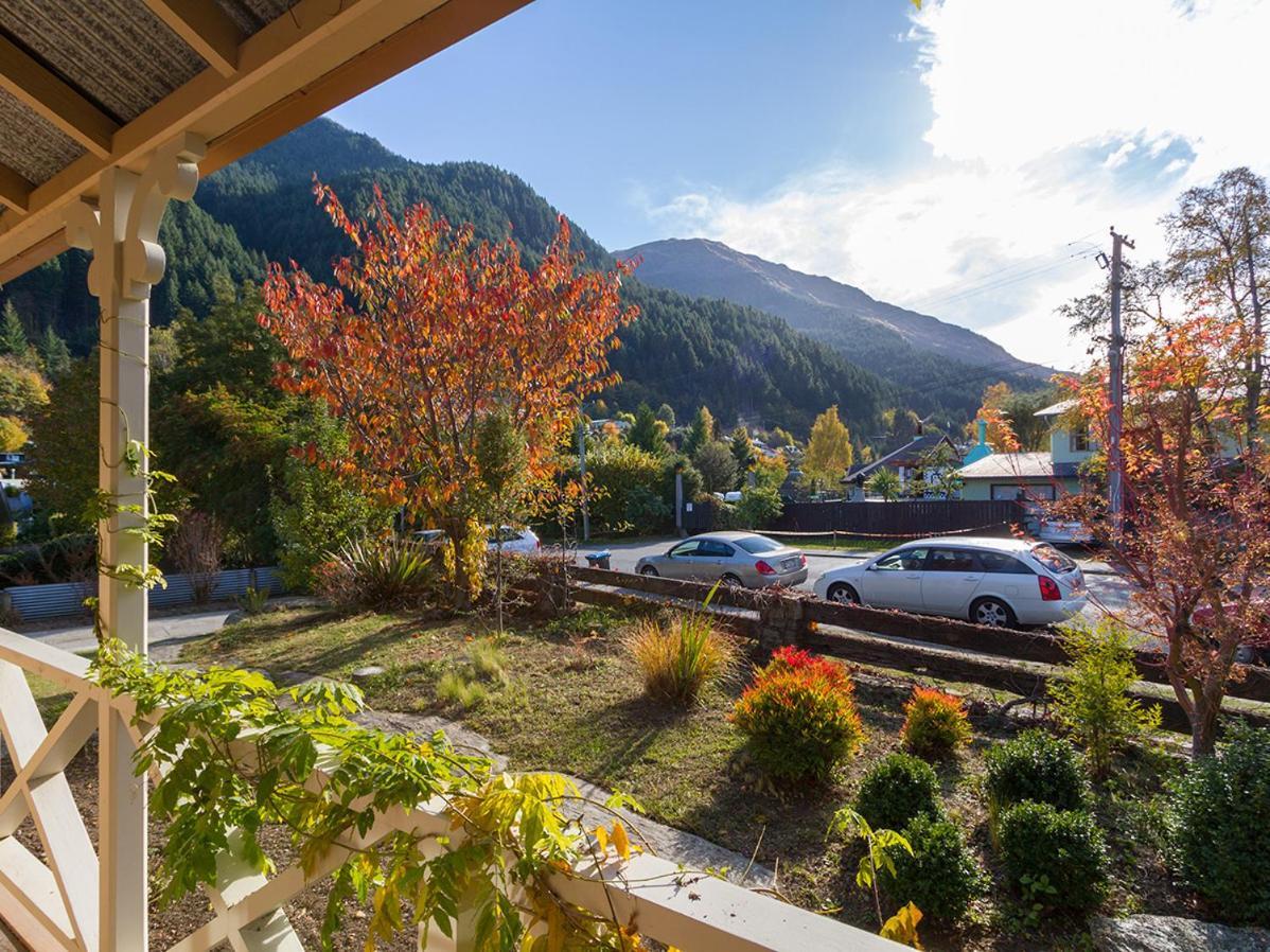 Central Peach - Queenstown Holiday Home Bagian luar foto