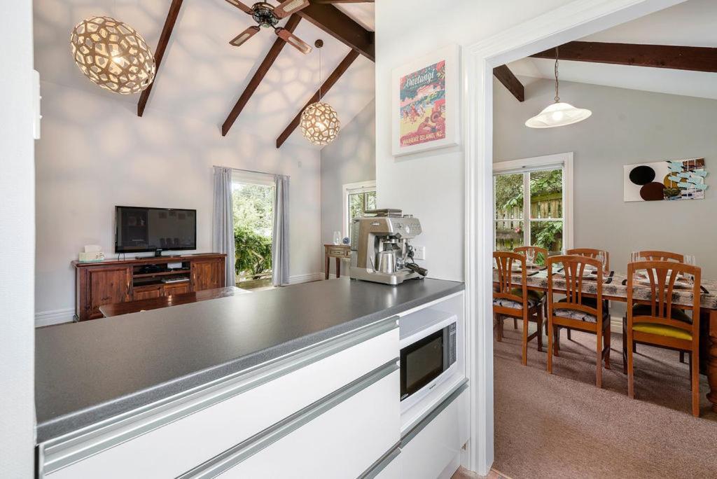 Central Peach - Queenstown Holiday Home Bagian luar foto